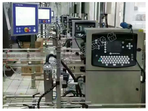 ���b�F(xi��n)��(ch��ng)